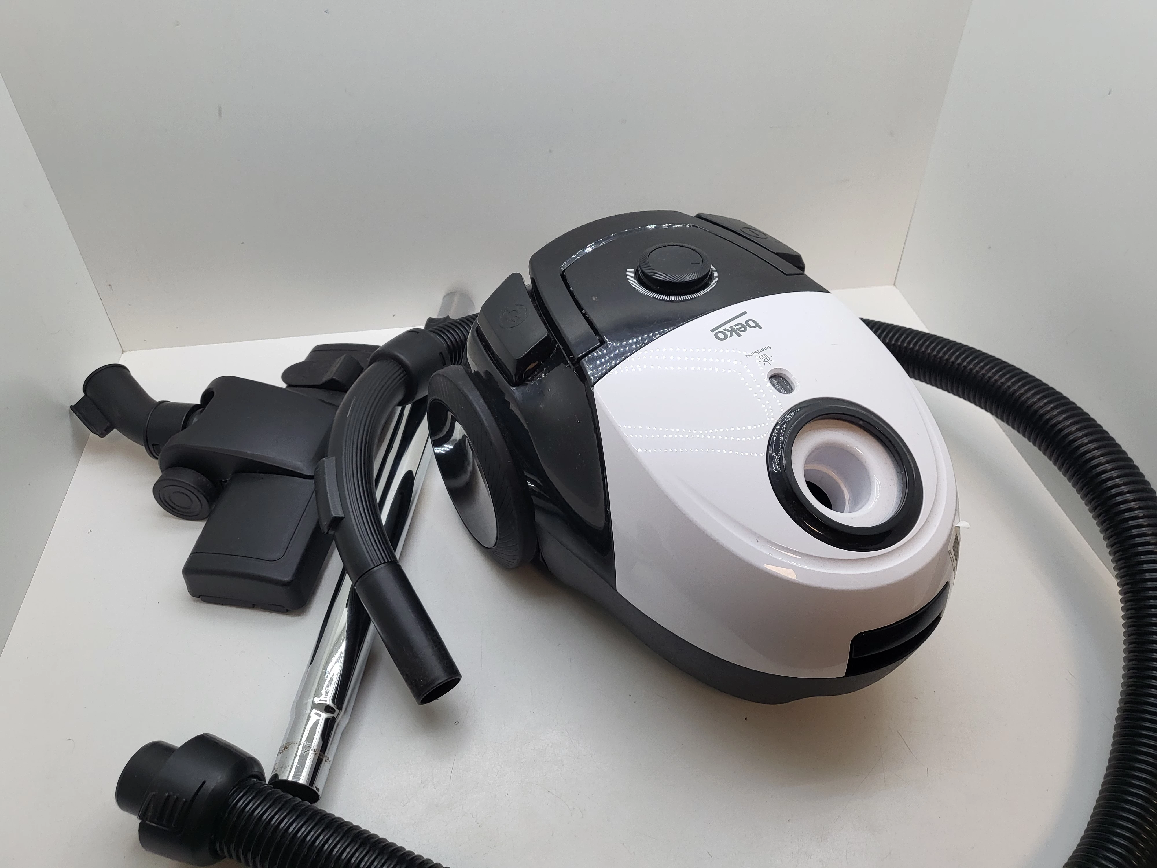 odkurzacz-beko-vcc34801aw-800w-workowy-ean-gtin-0071990190521