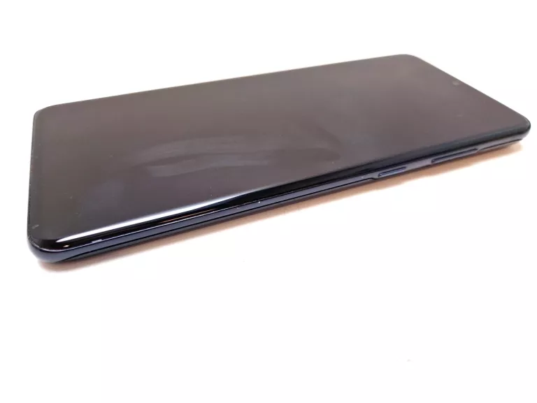 SMARTFON SAMSUNG GALAXY S20 PLUS 5G 12 GB / 128 GB 5G CZARNY