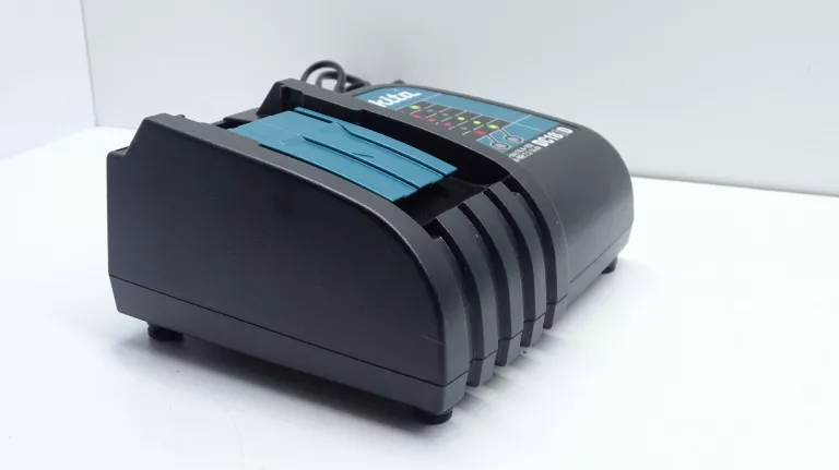 WKRĘTARKA UDAROWA MAKITA 18V LXT 2-BIEGI 42NM 2X1,5AH DHP453