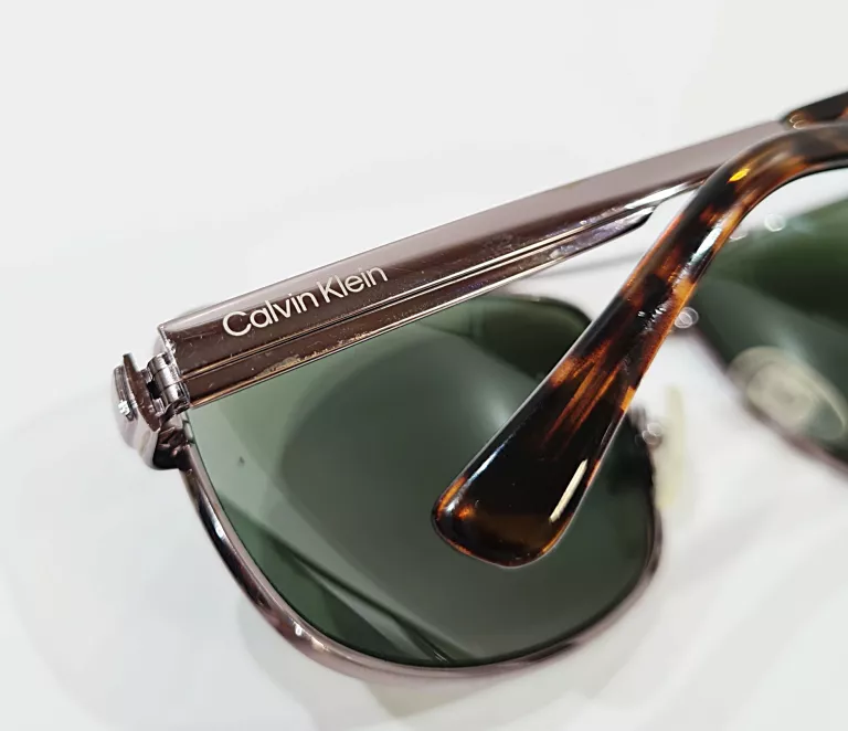 OKULARY PRZECIWSŁONECZNE CALVIN KLEIN CK22123S