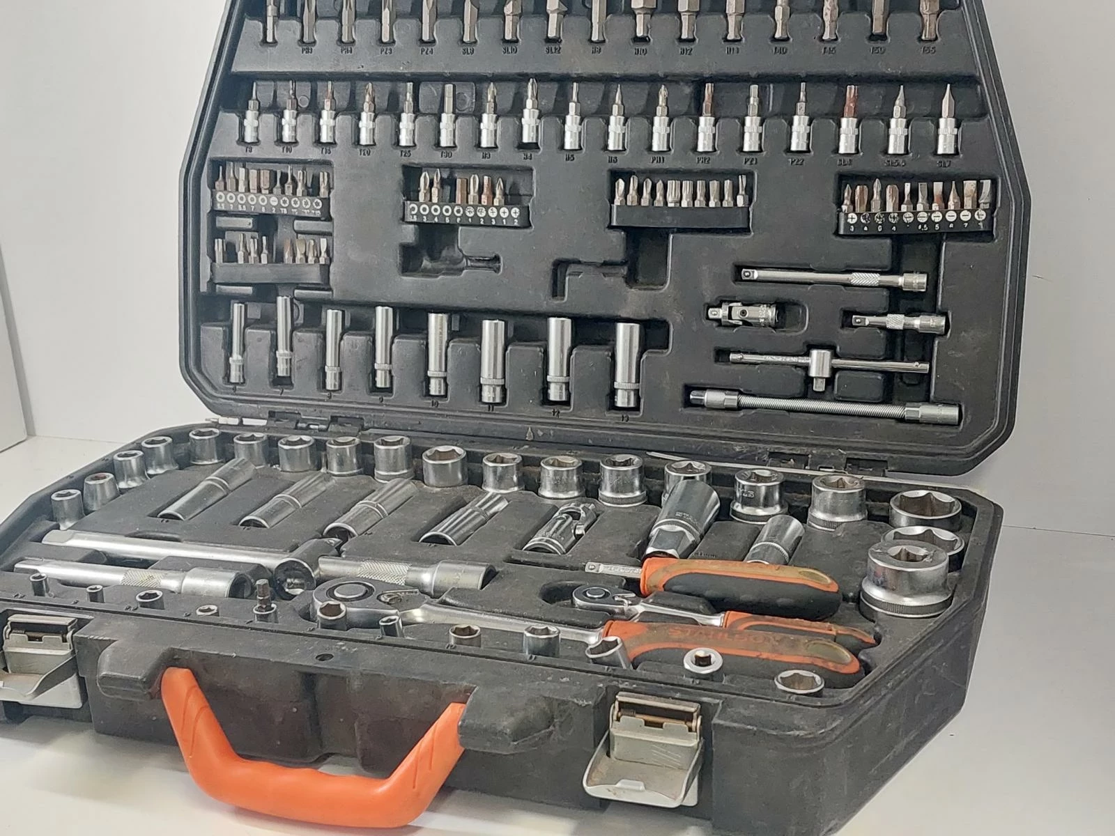 zestaw-kluczy-nasadowych-bitow-stahlson-product-id-68be2c41-8c14-4acd-b6a0-5c729fb7a062