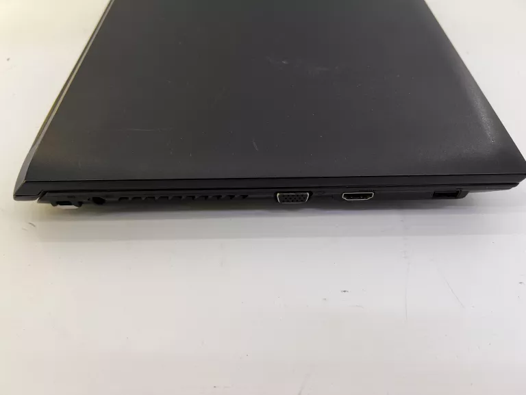 LAPTOP LENOVO B570E 4/156GB/WIN7/ INTEL PENTIUM CPU B960 ŁAD