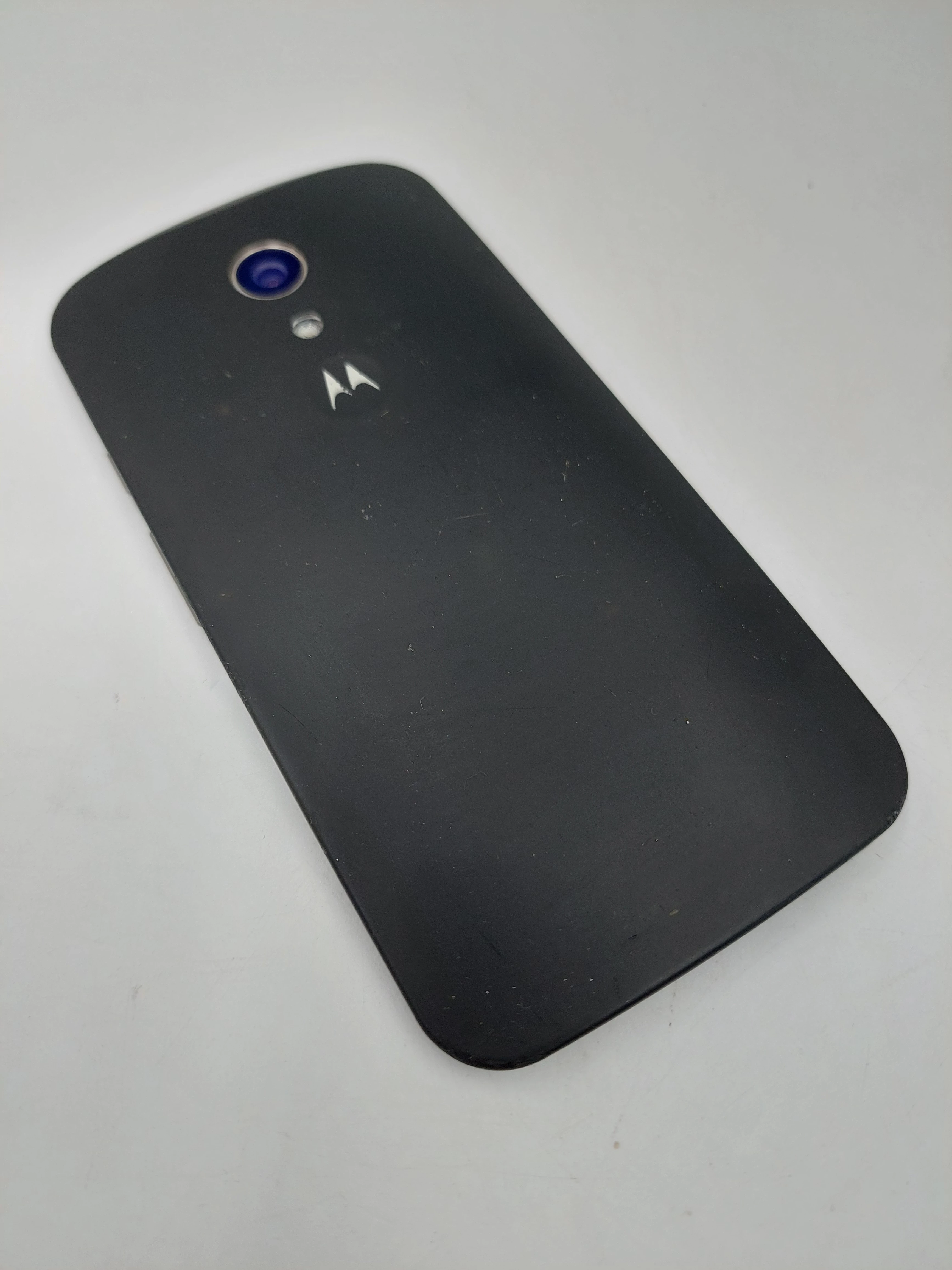 telefon-mototola-moto-g-2gen-przekatna-ekranu-550