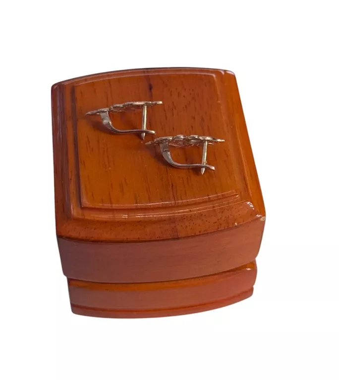 zlote-kolczyki-marka-226434-1704211