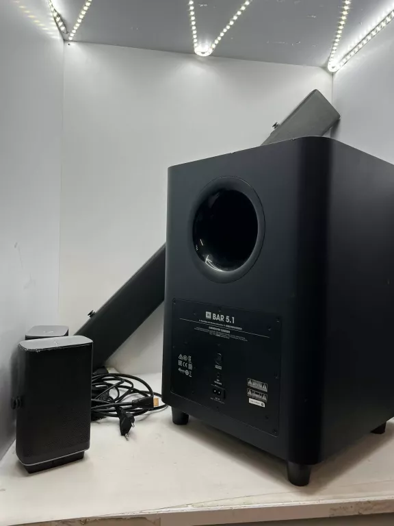 SOUNDBAR JBL BAR 5.1 TUBA 2 SATELITKA CENTRANY PILOT/KABLE