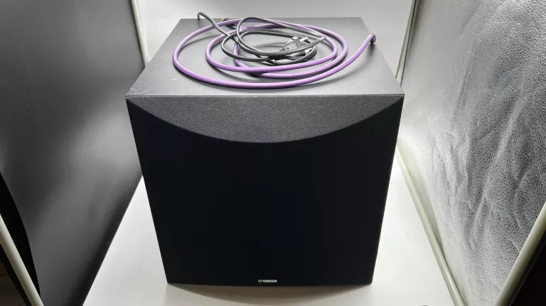 SUBWOOFER YAMAHA NS-SW100