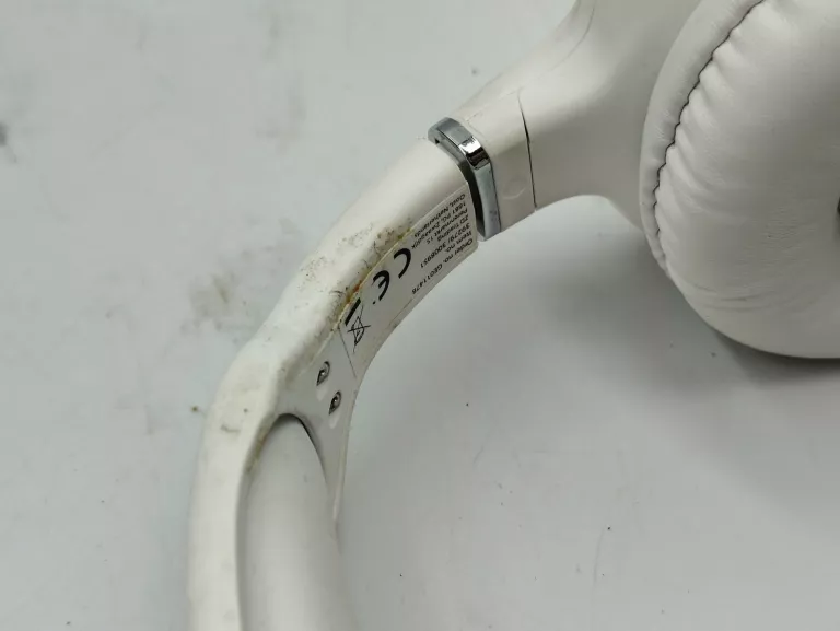 sluchawki-roseland-biale-stan-11323-2