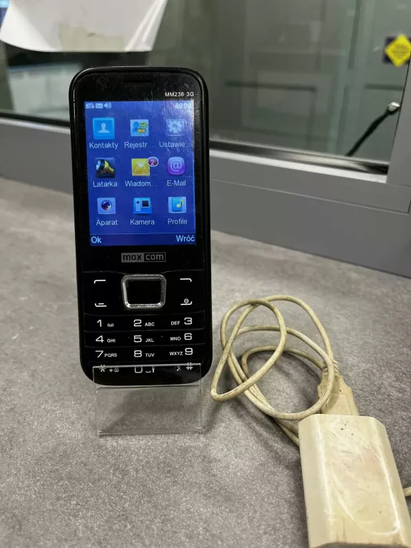 TELEFON MAXCOM 238
