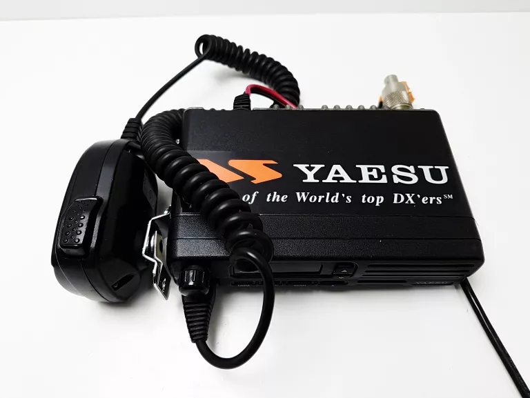 RADIOSTACJA YAESU VX-2000V