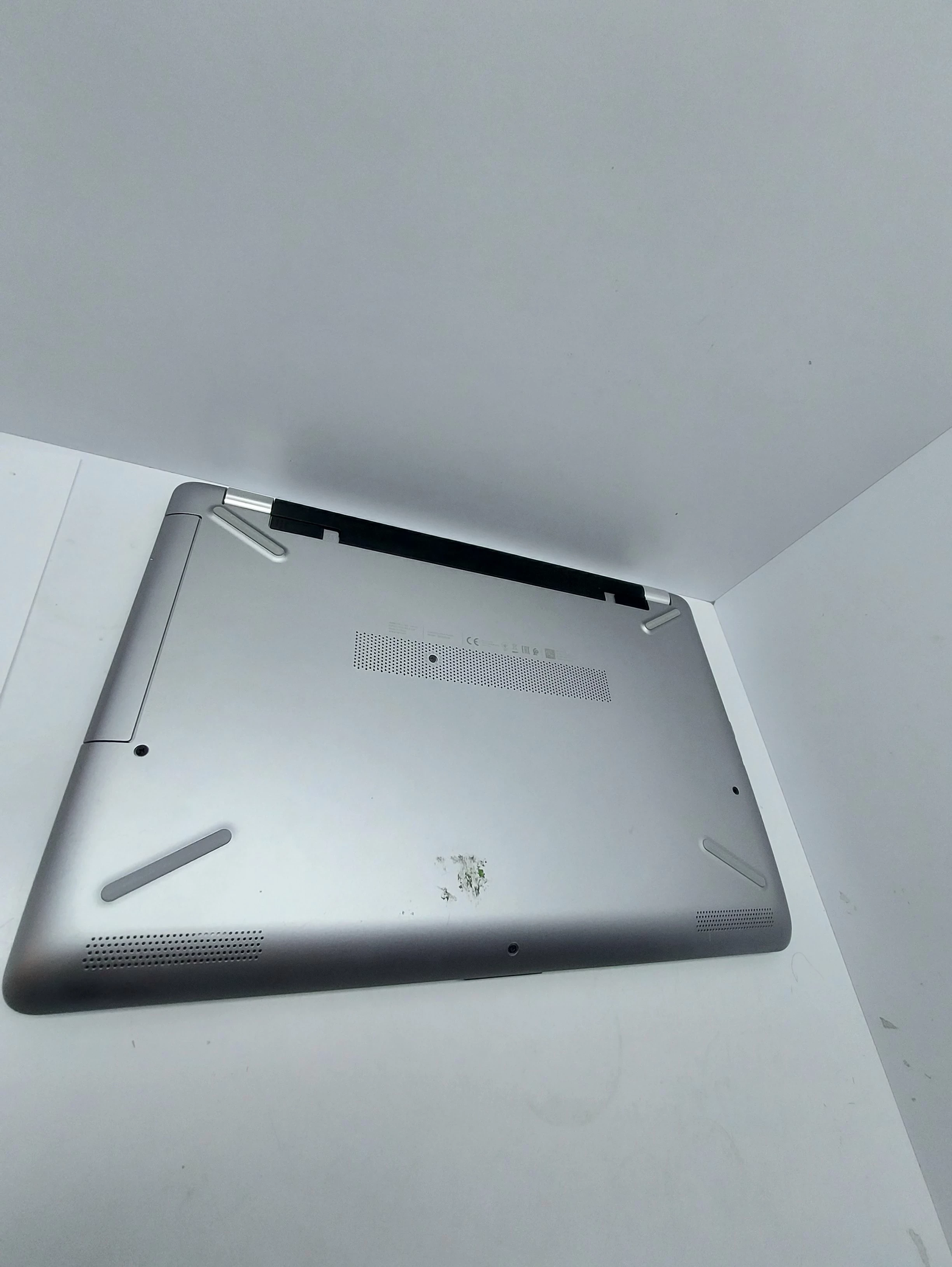 laptop-hp-250-g6-stan-11323-2