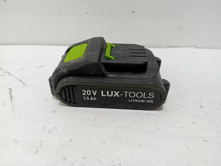 ŁADOWARKA LUX TOOLS+AKU LUX+2X ZAMIENNIK