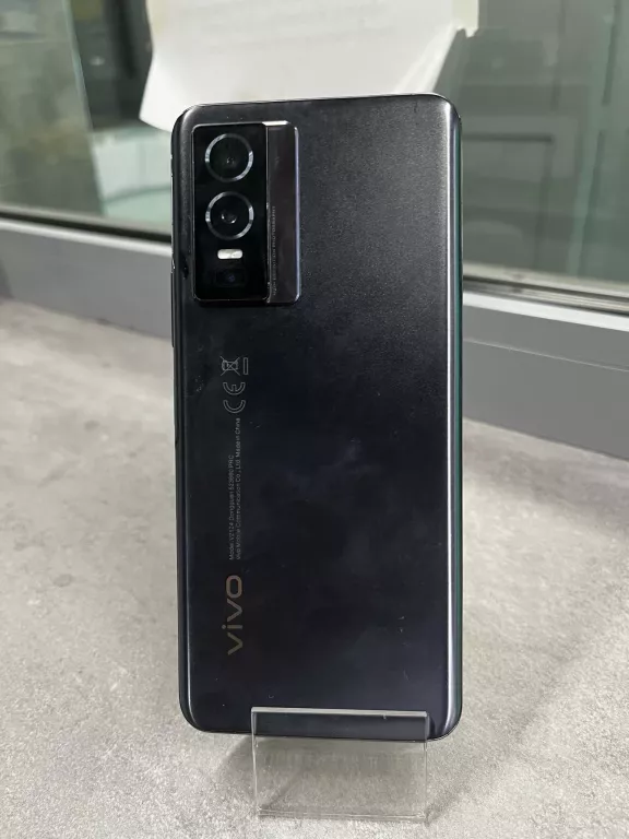 TELEFON VIVO Y76