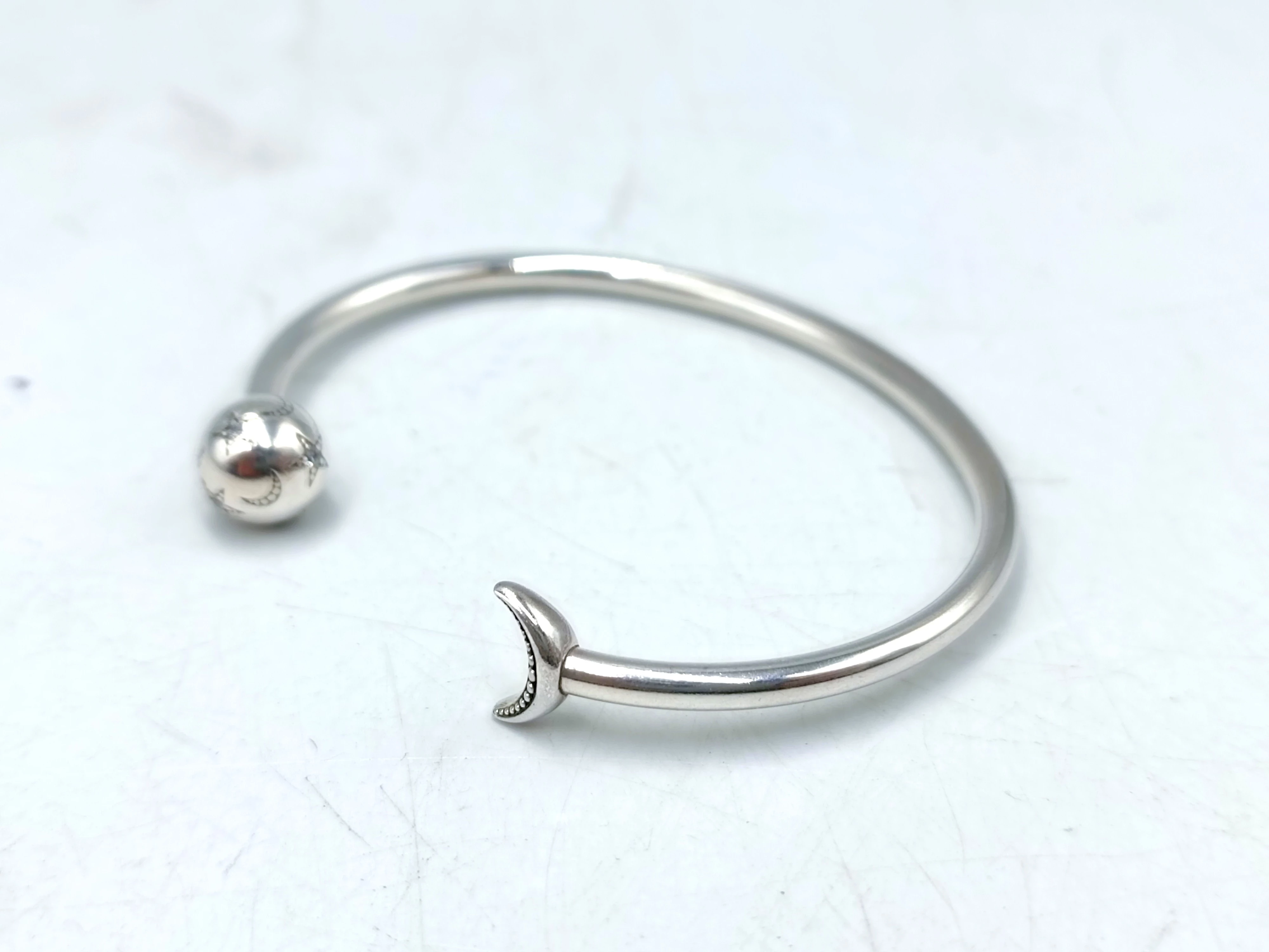 bransoletka-pandora-sztywna-stan-11323-2