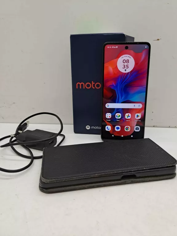 TELEFON MOTOROLA MOTO G04 128GB KOMPLET