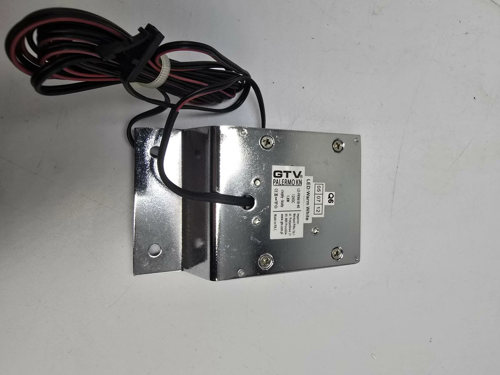 su-ma-vic-solar-sl-08p-lampa-solarna-stan-11323-2