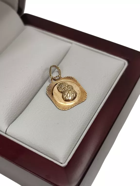 ZŁOTY MEDALIK MATKA BOSKA CZĘSTOCHOWSKA PRÓBA 585 14 0,98 GR 11X11 MM