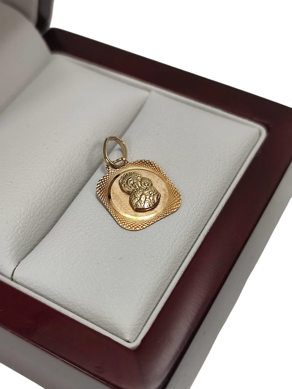 zloty-medalik-matka-boska-czestochowska-proba-585-14-098-gr-11x11-mm-rodzaj-2205-2