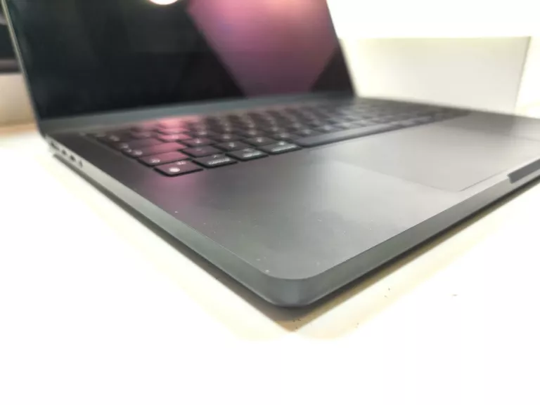 LAPTOP MACBOOK PRO M3 18GB/512GB 14'' KPL STAN IGŁA