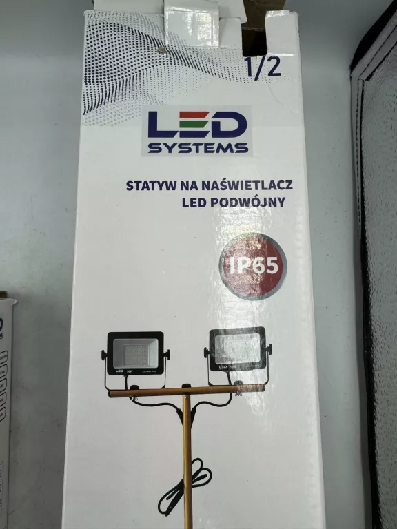 NAŚWIETLACZ LED 2X50W NA STATYWIE 6400K