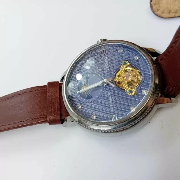 ZEGAREK TEVISE