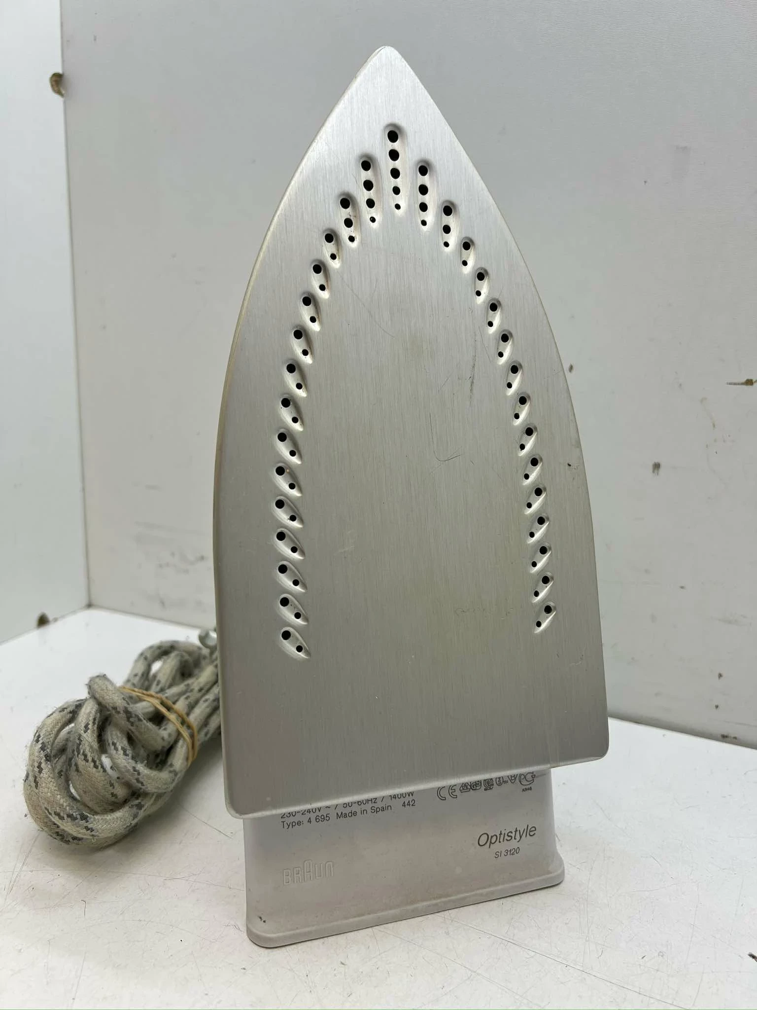 zelazko-braun-optistyle-1400w-ean-gtin-8021098270504