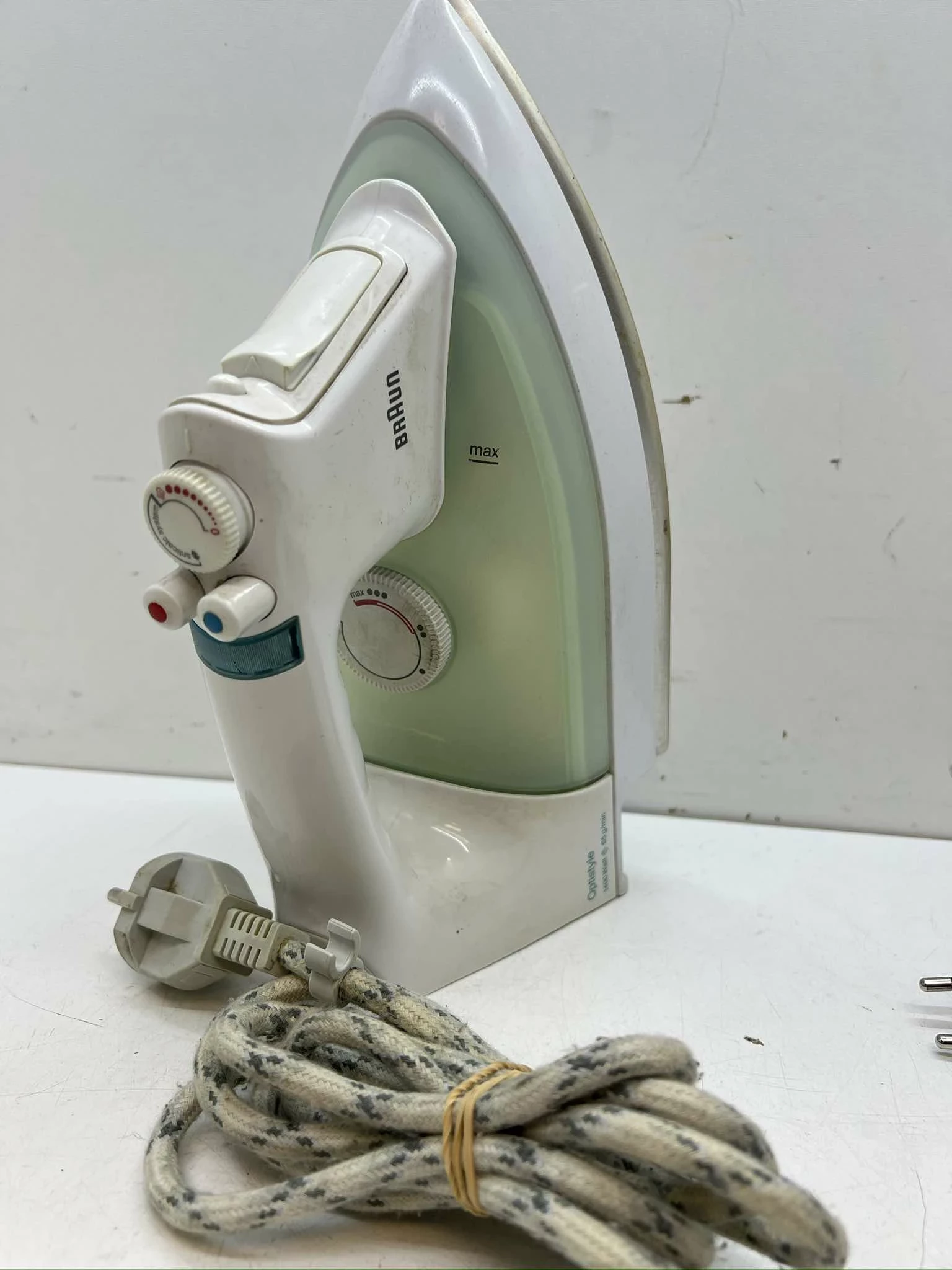 zelazko-braun-optistyle-1400w-mostowa-6-augustow