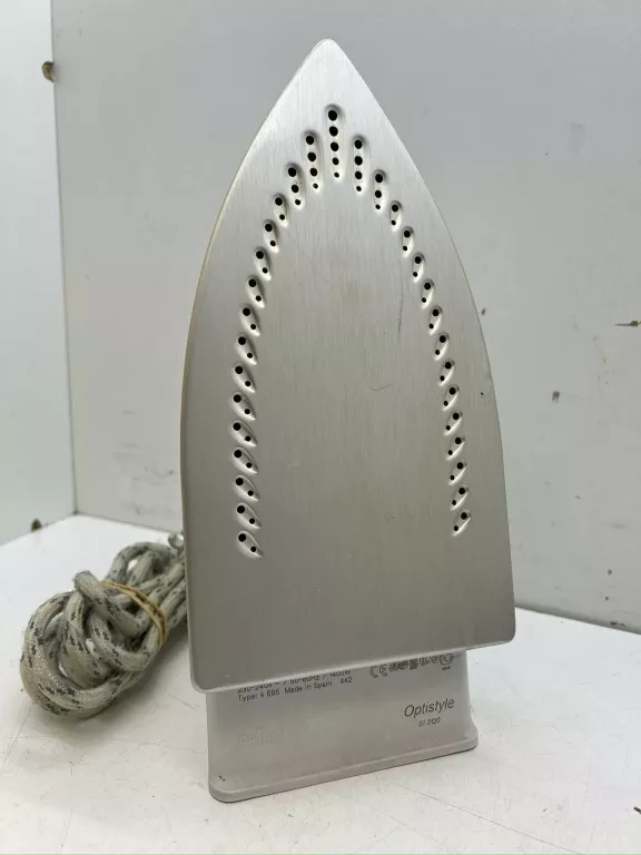 zelazko-braun-optistyle-1400w-ean-gtin-8021098270504