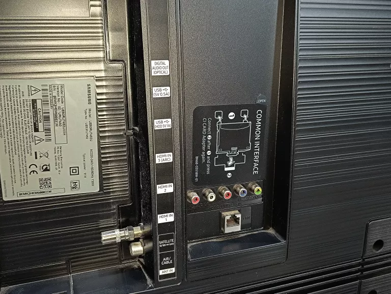 TELEWIZOR SAMSUNG UE50RU7452U