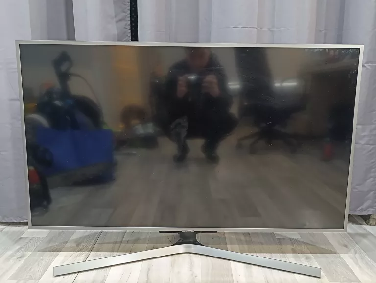TELEWIZOR SAMSUNG UE50RU7452U