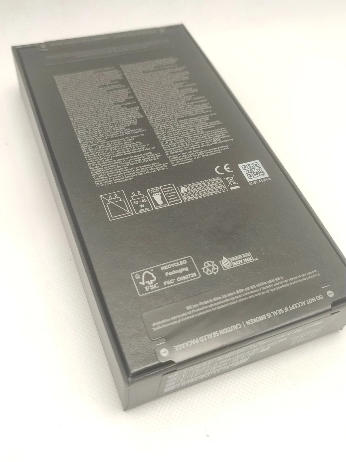 telefon-samsung-galaxy-s24-ultra-512gb-przekatna-ekranu-680