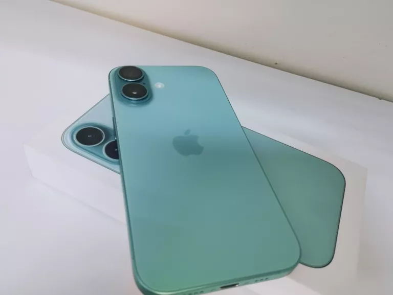 TELEFON IPHONE 16 KOMPLET OPIS!