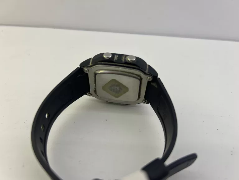 ZEGAREK CASIO 3240