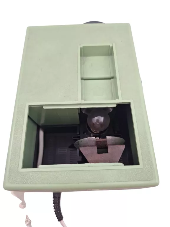 rzutnik-ania-projektor-diaskop-z-prl-do-bajek-12-klisz-technologia-wyswietlania-204793-221741