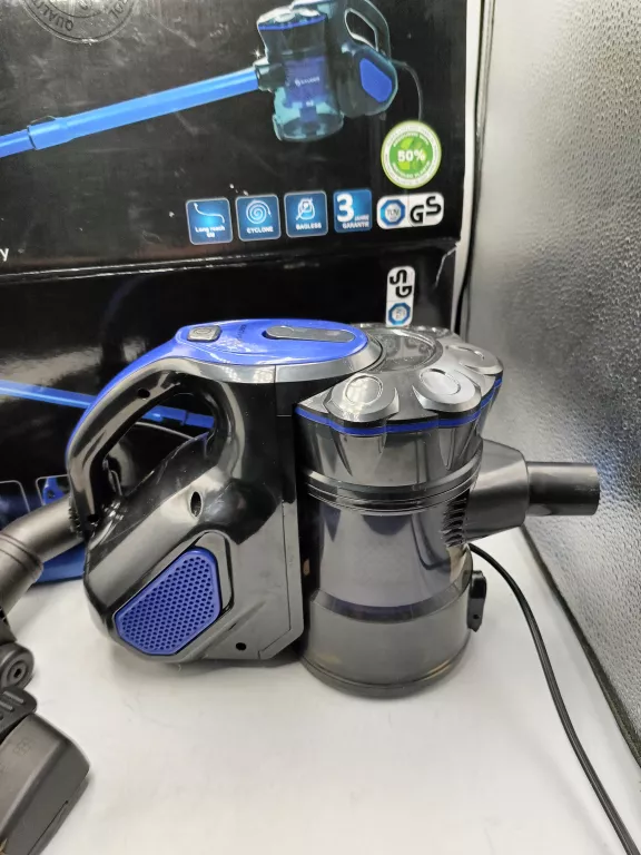 ODKURZACZ RĘCZNY SAUBER UVE-131640 600W KOMPLET