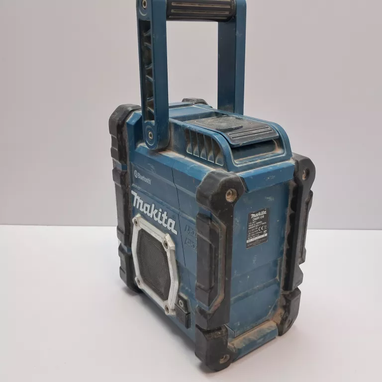 radio-makita-kod-producenta-dmr301