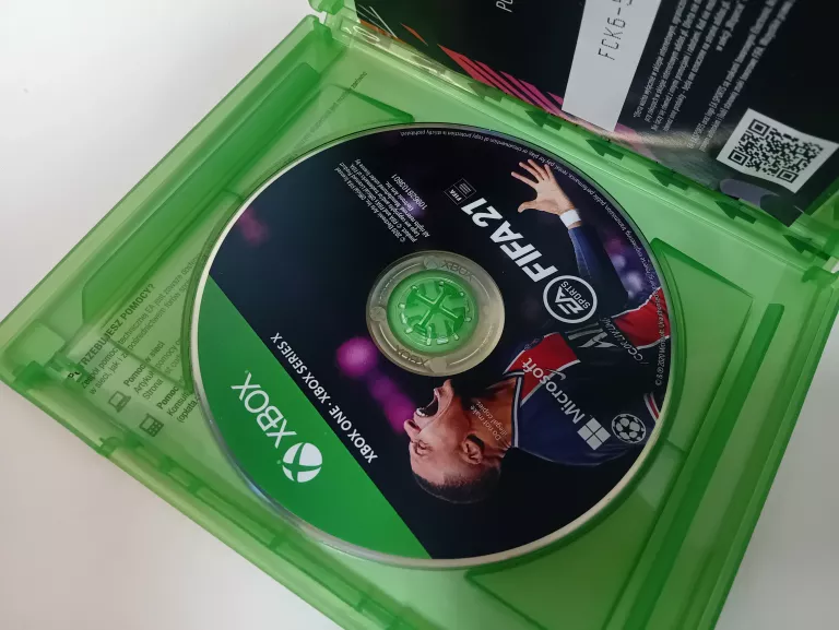 GRA XBOX FIFA 21