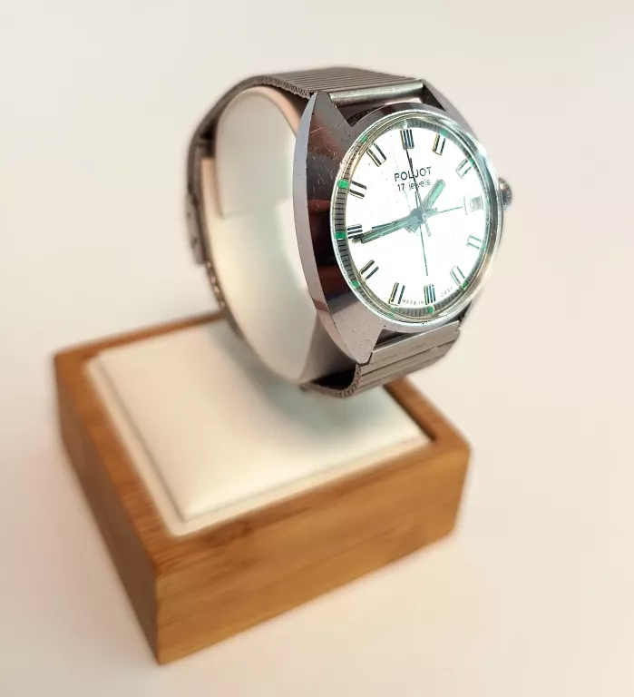 ZEGAREK NAKRĘCANY POLJOT 32893 (KOLEKCJONERSKI)