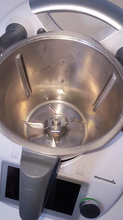 THERMOMIX TM6 (USZKODZONA POKRYWA)