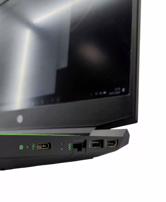 LAPTOP HP 15-EC2410NW 8 RAM 512GB