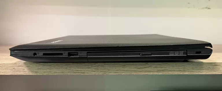 LENOVO G50-30 WINDOWS 8 INTEL PENTIUM N3540 / 4GB / 500GB