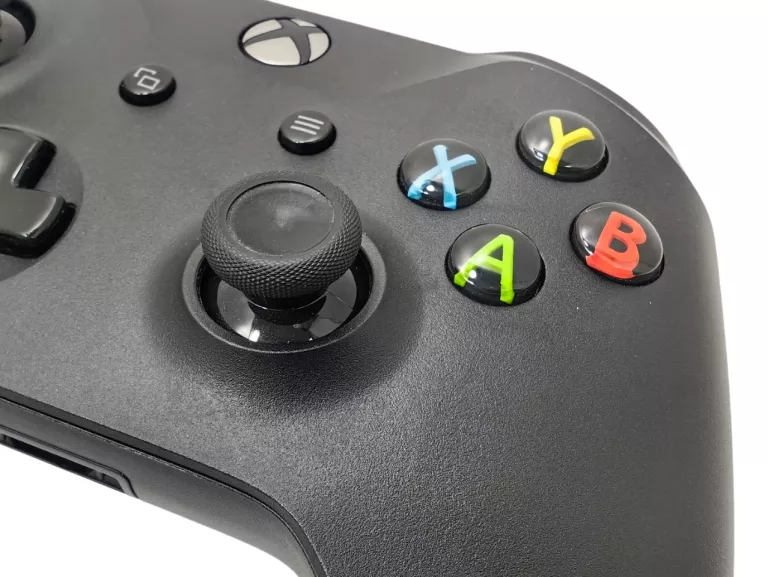 PAD KONTROLER MICROSOFT XBOX ONE MODEL 1708 CZARNY