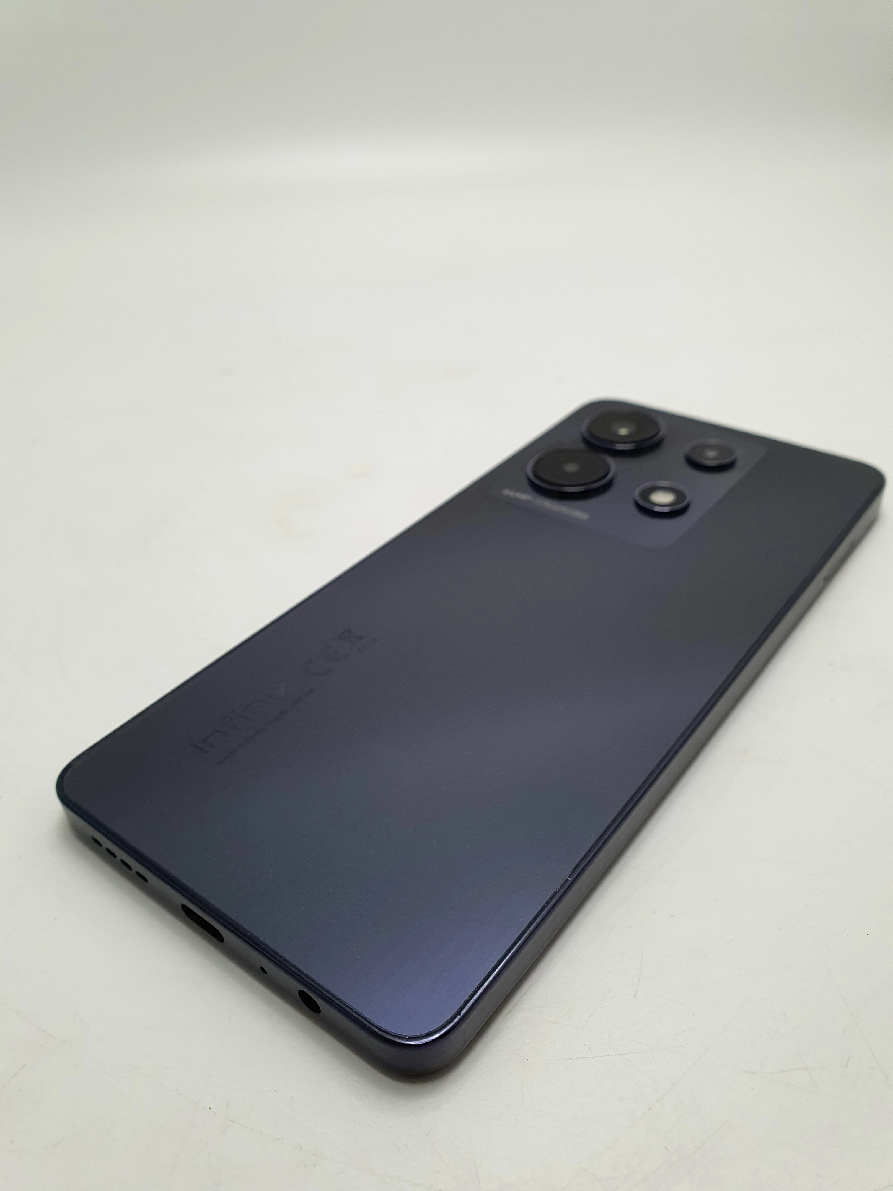 telefon-infinix-note-30-8256-gb-komplet-pamiec-ram-202865-214113