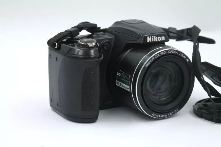 NIKON COOLPIX L310 GOŁY