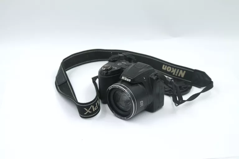 NIKON COOLPIX L310 GOŁY