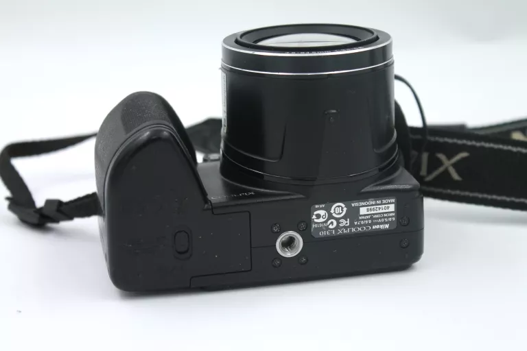 NIKON COOLPIX L310 GOŁY