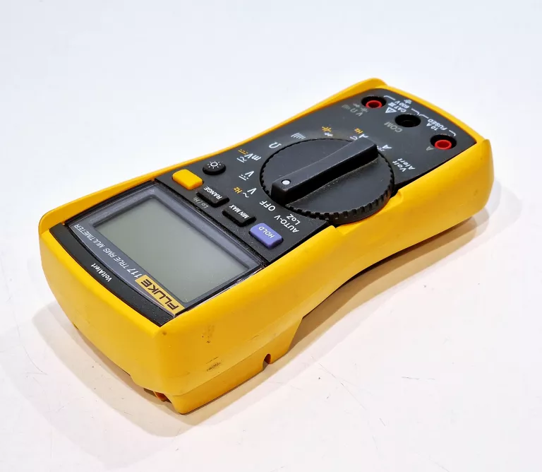 MIERNIK UNIWERSALNY FLUKE 117 MULTIMETR CYFROWY ETUI