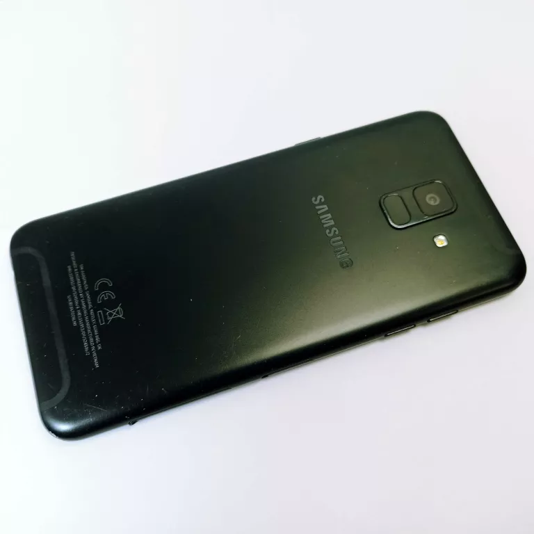 TELEFON SAMSUNG GALAXY A6 OPIS !!
