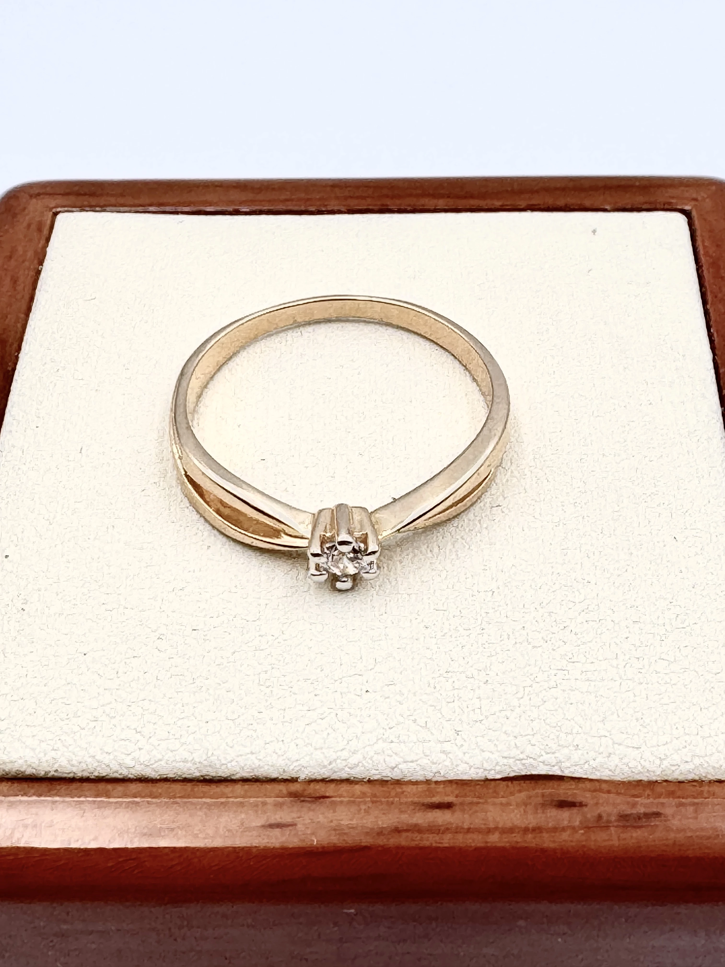 zloty-pierscionek-z-cyrkonia-pr-585-w-256-gr-rozmiar-19-kamien-17088-128