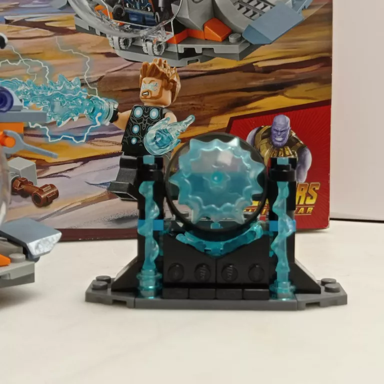 LEGO 76102 SUPER HEROES POSZUKIWANIE BRONI THORA