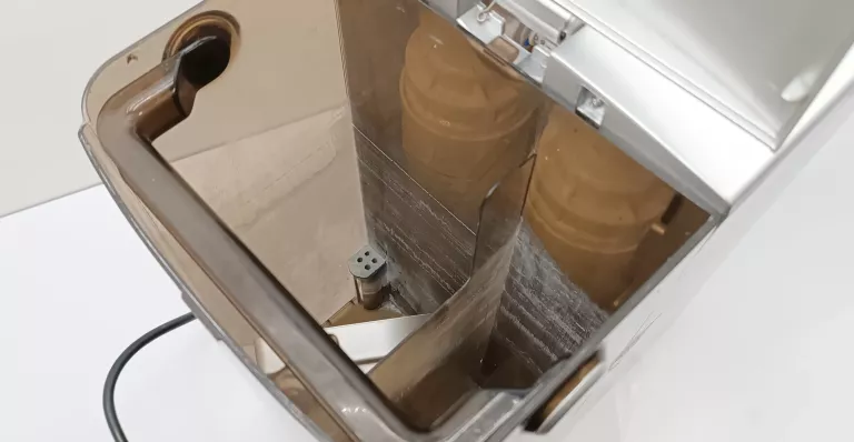 filtr-do-wody-philipiak-ph-507i-2200w-240v-stan-11323-2